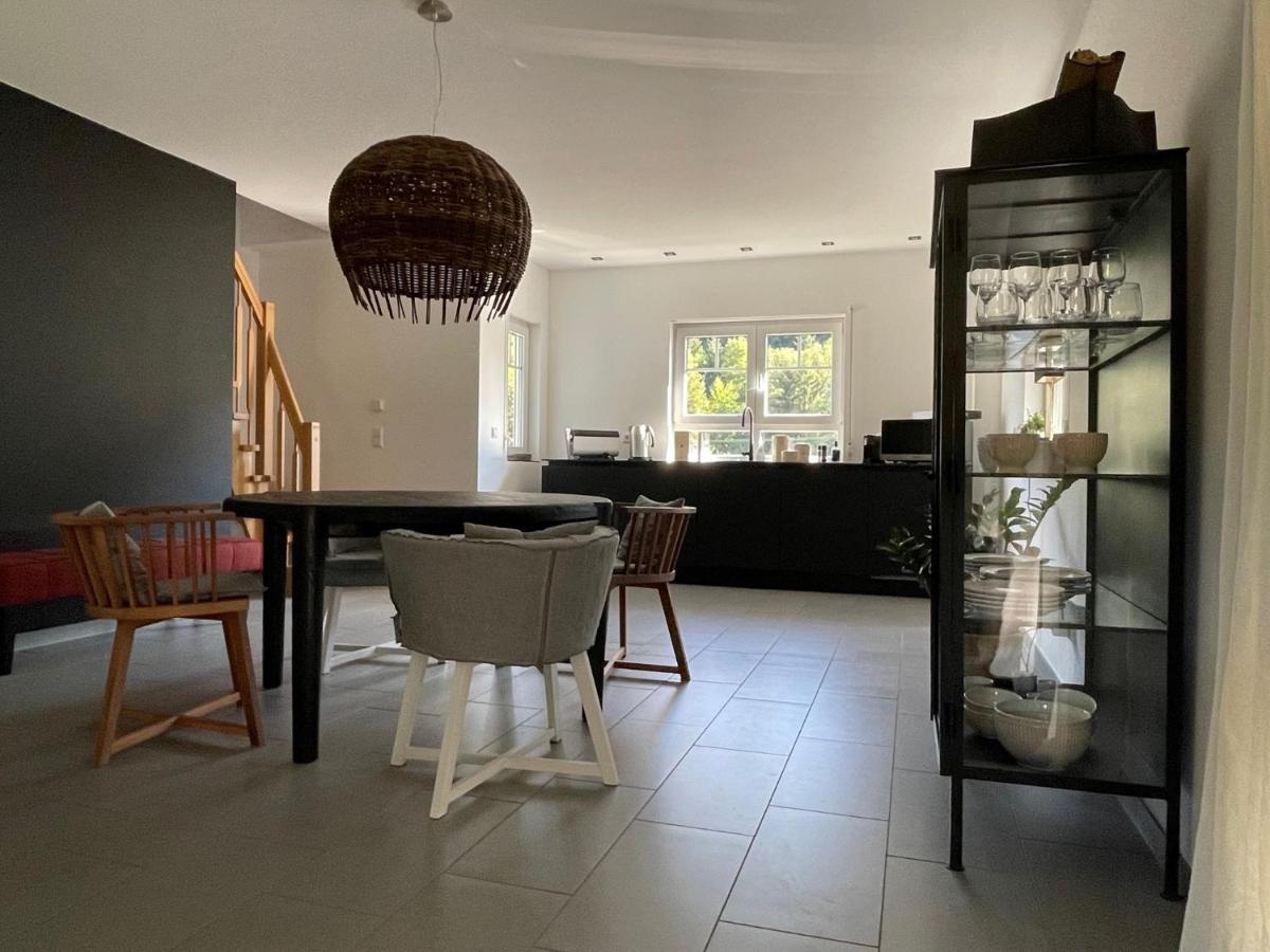 Stilvolle Wohnung Fuer 2-3 Personen - Mit Riesiger Dachterrasse Haigerloch Dış mekan fotoğraf