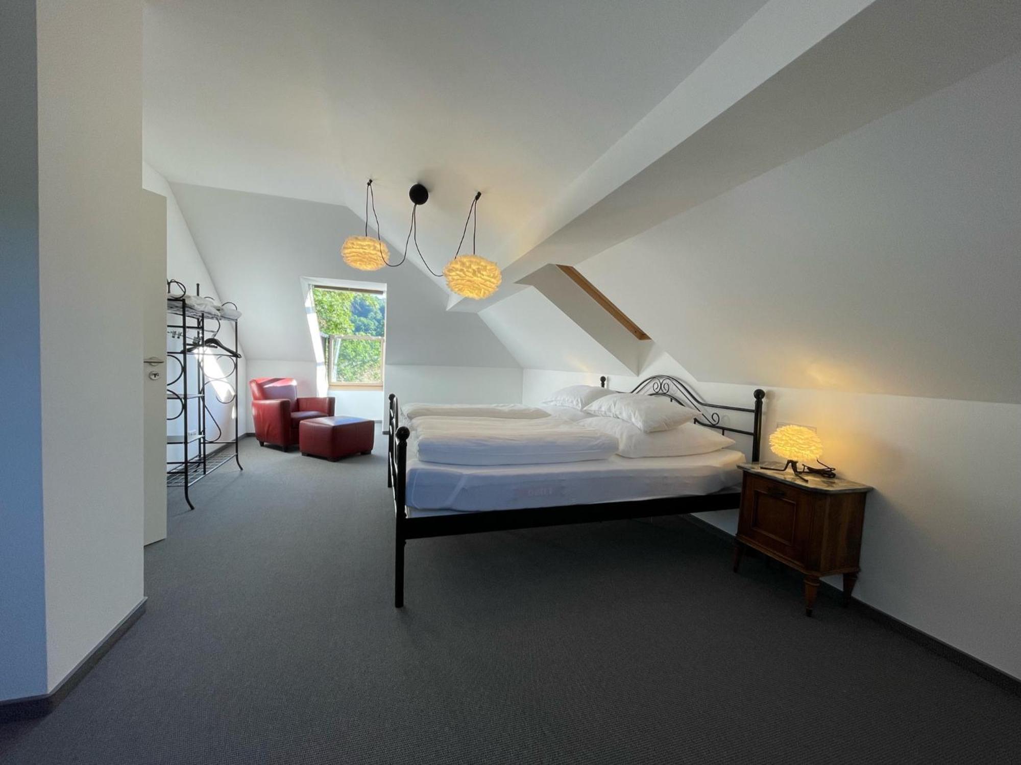 Stilvolle Wohnung Fuer 2-3 Personen - Mit Riesiger Dachterrasse Haigerloch Dış mekan fotoğraf